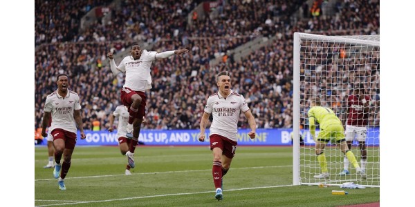 Arsenal varmisti jälleen voiton Valioliigan 36. kierroksella Arsenal varmisti jälleen voiton Valioliigan 36. kierroksella